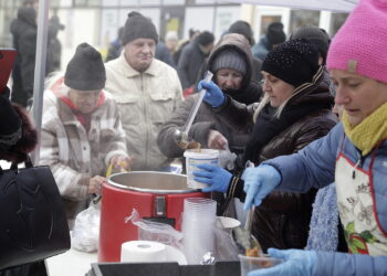 30.01.2025 Kielce. MOPR rozdaje żywność / Fot. Jarosław Kubalski - Radio Kielce