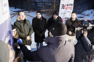 INTERWENCJA. Jak rozwiązać problem braku miejsc do zaparkowania? - Radio Kielce