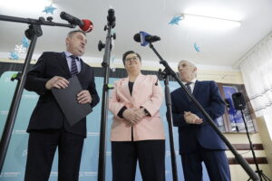 Katarzyna Lubnauer: Polska szkoła może być najlepsza na świecie - Radio Kielce