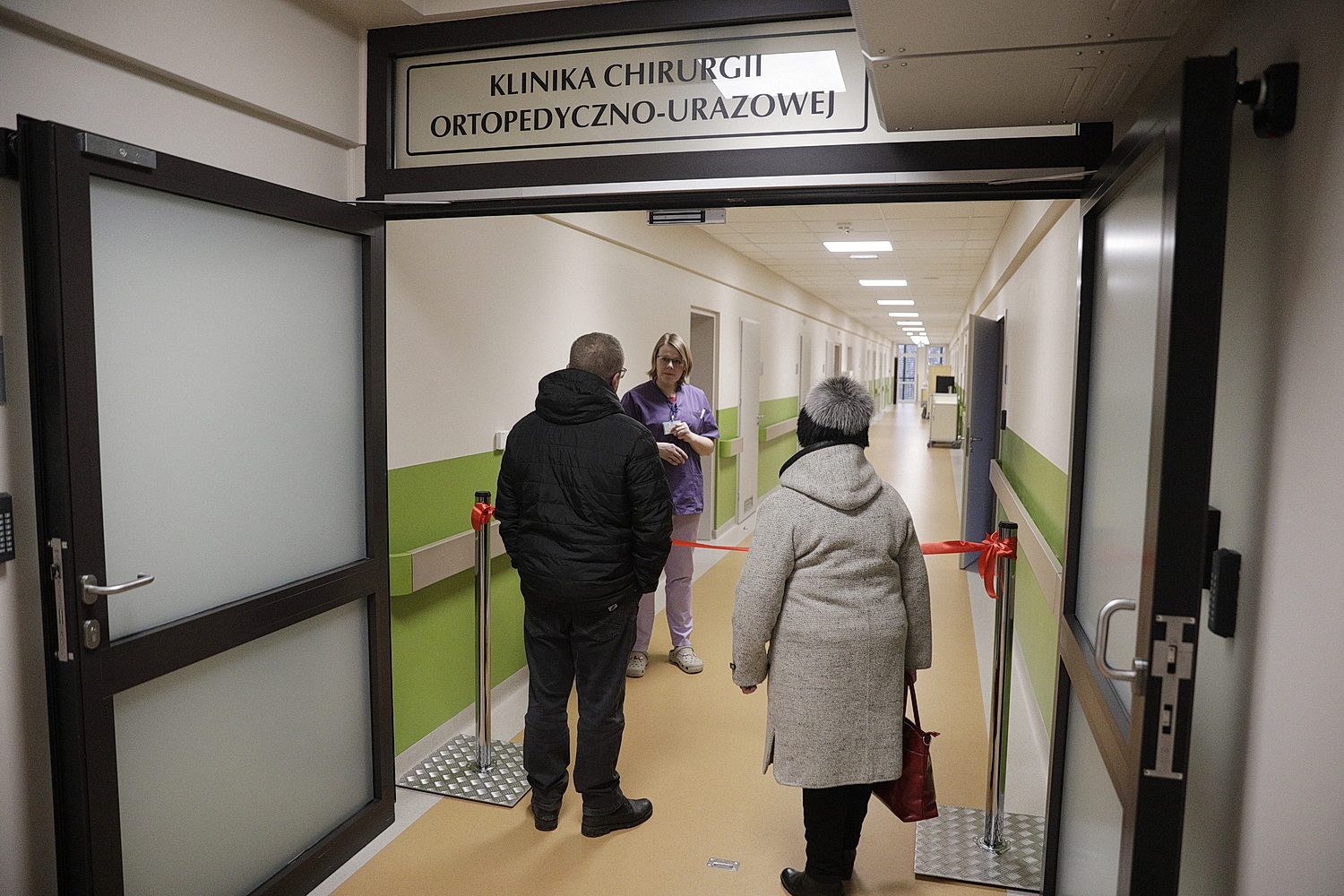 Kielce. Otwarcie kliniki chirurgii i ortopedii Wojewódzkiego Szpitala Zespolonego po remoncie