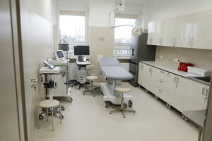 Klinika ortopedyczna w szpitalu na Czarnowie po gruntownym remoncie - Radio Kielce