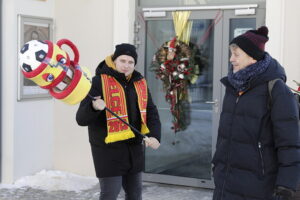 Lalki kieleckiego teatru do wygrania podczas finału WOŚP - Radio Kielce 09.01.2026. Kielce. Lalka na WOŚP / Fot. Jarosław Kubalski - Radio Kielce