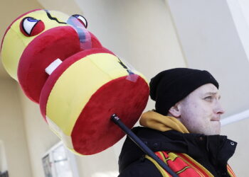 09.01.2026. Kielce. Lalka na WOŚP / Fot. Jarosław Kubalski - Radio Kielce