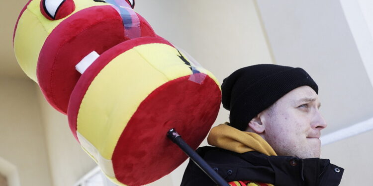 Lalki kieleckiego teatru do wygrania podczas finału WOŚP - Radio Kielce 09.01.2026. Kielce. Lalka na WOŚP / Fot. Jarosław Kubalski - Radio Kielce