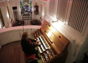 16.01.2026 Święty Krzyż. 90. rocznica przybycia oblatów do klasztoru i promocja „Spicilegium”. Józef Skrzek / Fot. Jarosław Kubalski - Radio Kielce