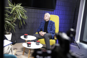 Dzień dobry, to ja. Rozmowy inne niż wszystkie w Radiu Kielce. Profesor Piotr Zbróg / Fot. Jarosław Kubalski – Radio Kielce