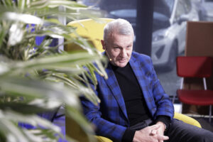 Dzień dobry, to ja. Rozmowy inne niż wszystkie w Radiu Kielce. Profesor Piotr Zbróg / Fot. Jarosław Kubalski – Radio Kielce