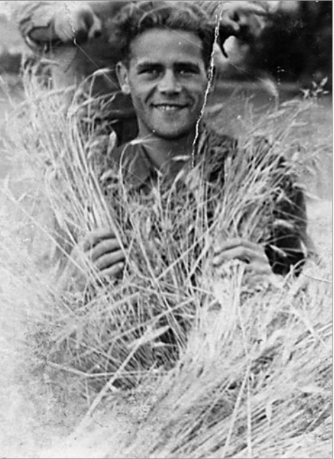 Krzyżówka po polsku. Kto agentem, a kto jest bohaterem? - Radio Kielce