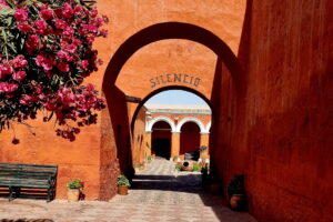 Muzyczne podróże przez świat. Peru – śladami Inków cz.1 - Radio Kielce