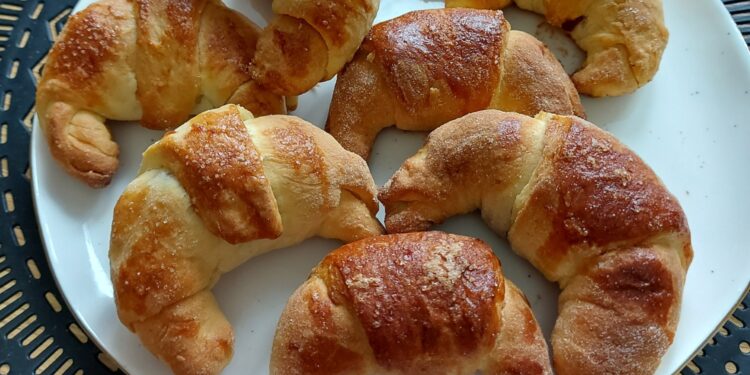 Wkrótce Dzień Rogalika. Jak go zrobić?