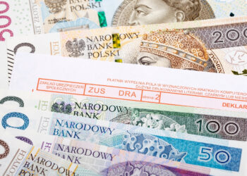 Staż pracy liczony na nowo. Olbrzymia liczba wniosków do ZUS