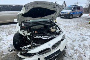 Ślisko na drogach - uważajmy za kierownicą - Radio Kielce Ślisko na drogach - uważajmy za kierownicą - Radio Kielce