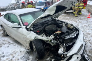 Ślisko na drogach - uważajmy za kierownicą - Radio Kielce Ślisko na drogach - uważajmy za kierownicą - Radio Kielce