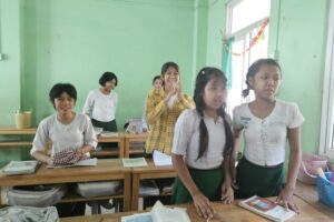 Muzyczne podróże przez świat. Birma / Fot. Majka Szura