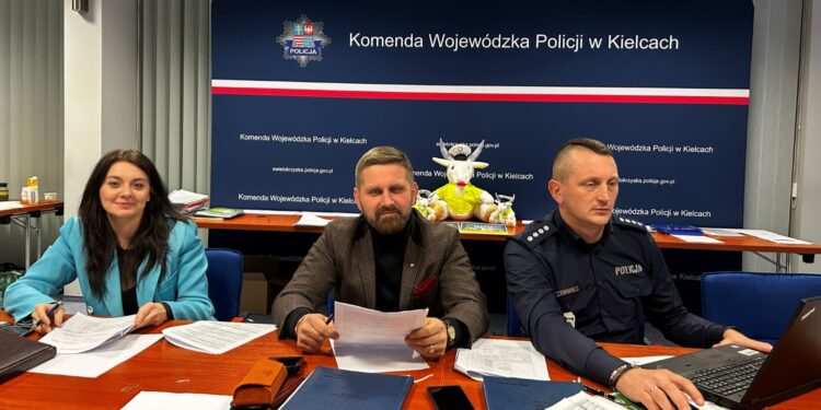 08.01.2026. Kielce. akcja Odblaskowa szkoła / Fot. Daniel Czwartosz - Radio Kielce