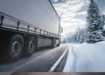 Tir z ukradzionym towarem ukryli w cegielni w Bodzentynie