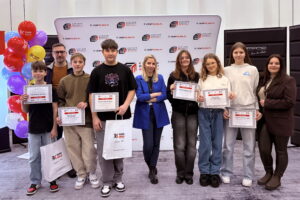 Młodzi radiowcy zakończyli naukę w akademii