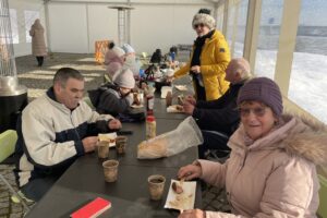 21.01.2026. Sandomierz. Spacer i spotkanie dzień babci i dziadka MOSiR / Fot. Grażyna Szlęzak-Wójcik - Radio Kielce