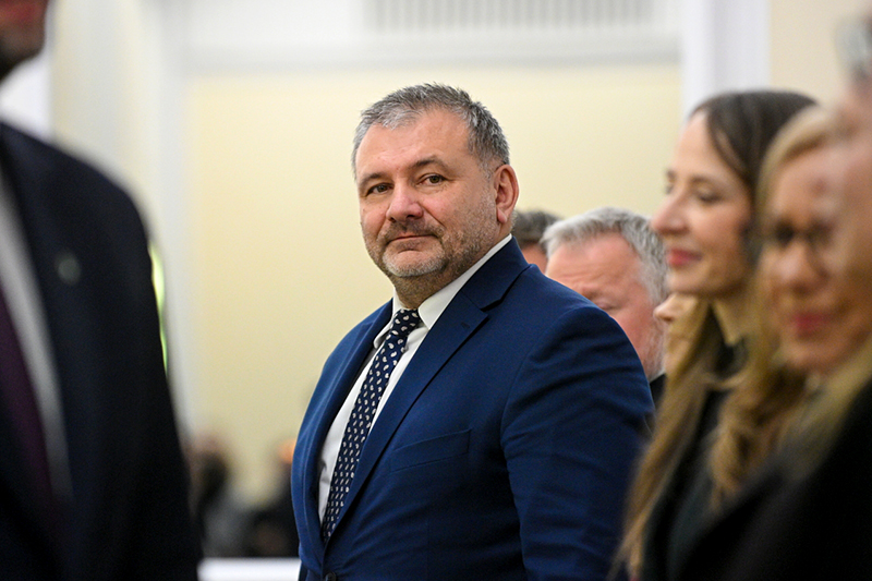 Polskie władze ustalają, kto ubiegał się o azyl na Węgrzech