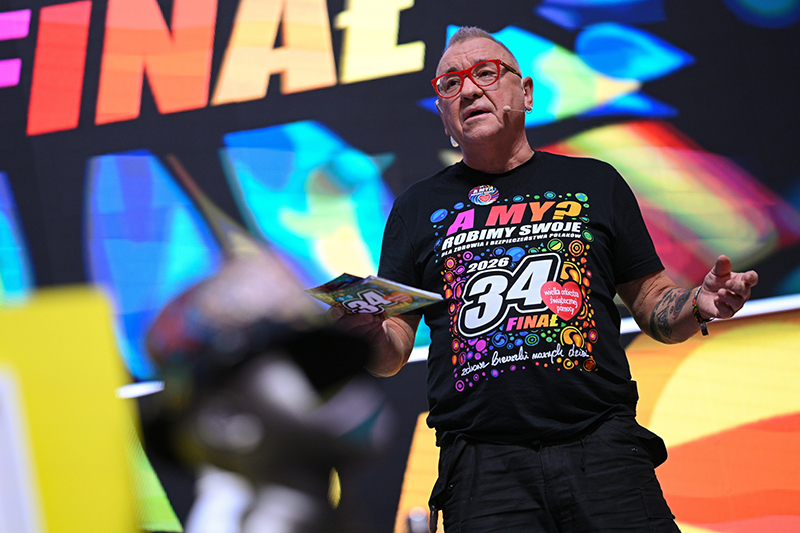 22.01.2026. Warszawa. Prezes Fundacji Wielkiej Orkiestry Świątecznej Pomocy Jerzy Owsiak podczas konferencji prasowej w studiu WOŚP na błoniach PGE Narodowego w Warszawie / Fot. PAP - Marcin Obara