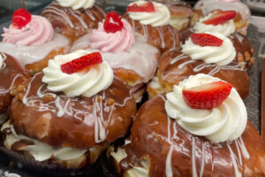 09.02.2026. Kielce. Cukiernia Świat Słodyczy / Fot. Aleksandra Kwaśniewska - Radio Kielce