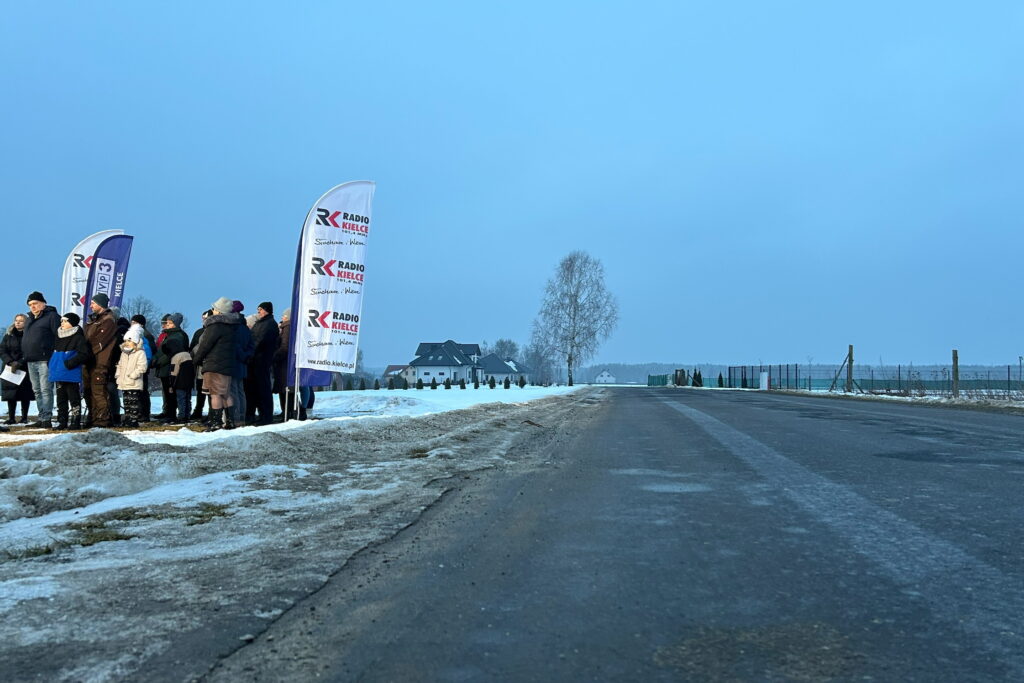 INTERWENCJA. Droga, która od 30 lat nie była remontowana, służy jako objazd - Radio Kielce INTERWENCJA. Droga, która od 30 lat nie była remontowana, służy jako objazd - Radio Kielce