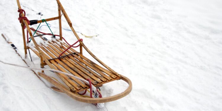 Kulig za samochodem? Zabroniona i niebezpieczna rozrywka - Radio Kielce Kulig za samochodem? Zabroniona i niebezpieczna rozrywka