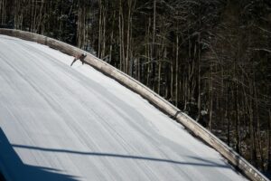 Adam Małysz w Kielcach. Pewniakiem na ZIO jest Kacper Tomasiak