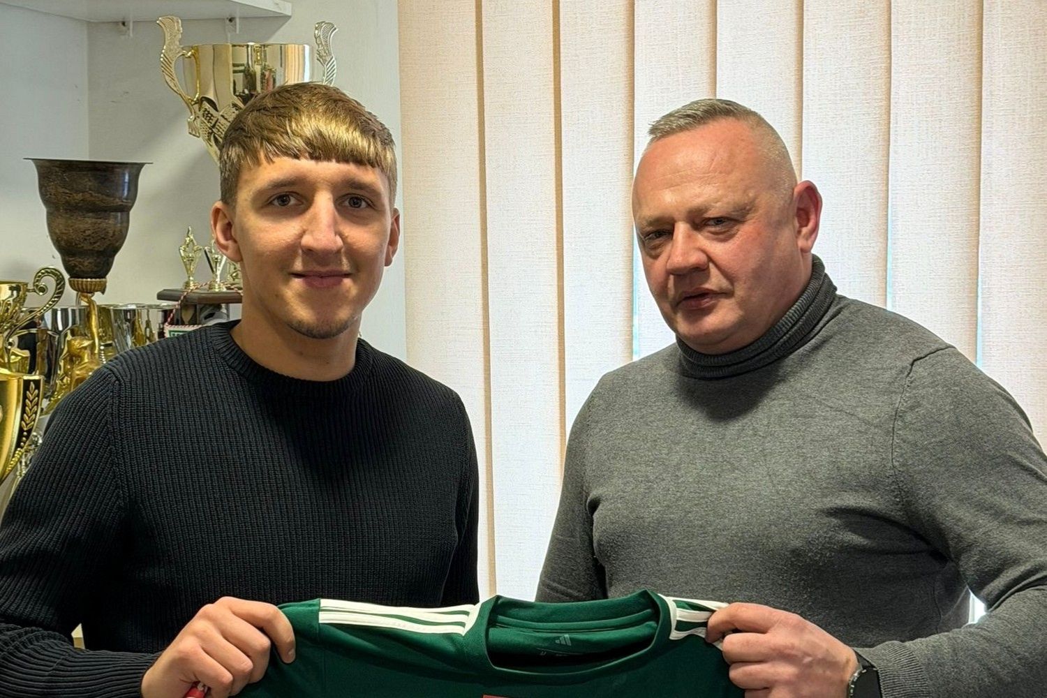 Piłkarze Staru wznowili zajęcia. W drużynie jeden nowy zawodnik