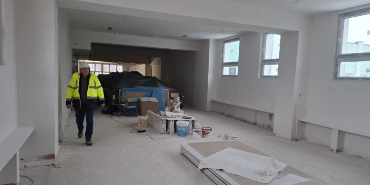 Ostrowiec Świętokrzyski. Remont PSP 7 / Fot. UM Ostrowiec