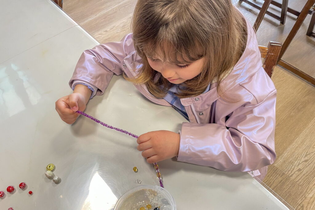 Biżuteria w muzeum na Dzień Kobiet - Radio Kielce