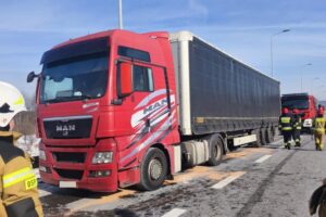 Pożar ciężarówki na S7