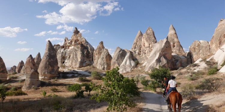 Muzyczne podróże przez świat. Konno po przygody. Turcja. Kapadocja / Fot. Sławomir Buga