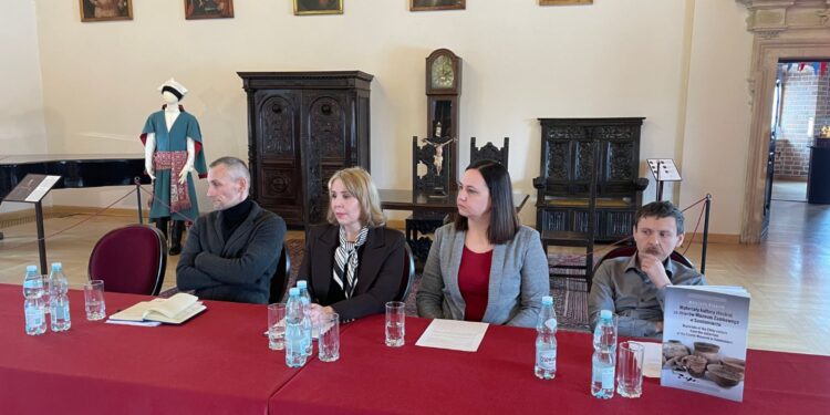 17.02.2026. Sandomierz. Muzeum Zamkowe w Sandomierzu. Konferencja / Fot. Grażyna Szlęzak-Wójcik - Radio Kielce