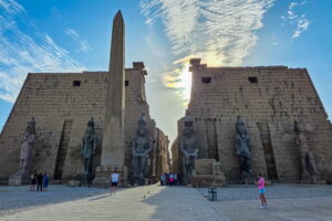 Muzyczne podróże przez świat. Skarby faraonów. Nie tylko Wielkie Muzeum Egipskie - Radio Kielce