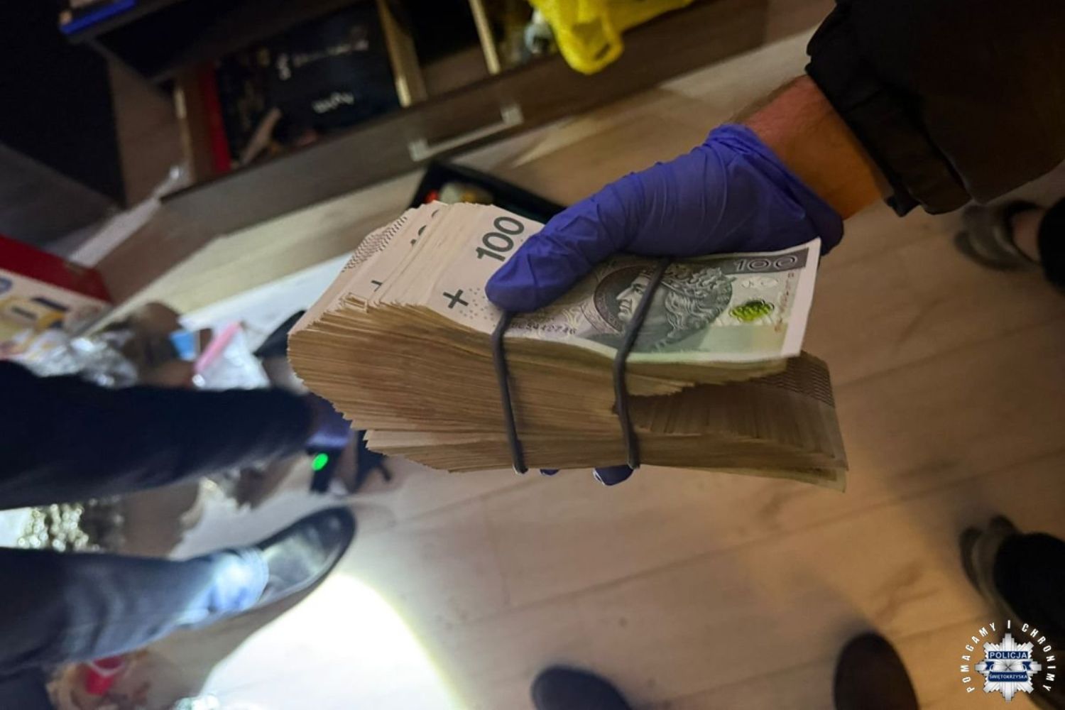 Mieli znaczne ilości narkotyków. „Wpadły” trzy osoby