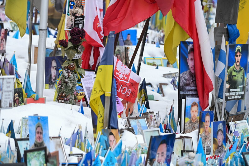 Pełnoskalowa wojna w Ukrainie trwa cztery lata. Co dalej?