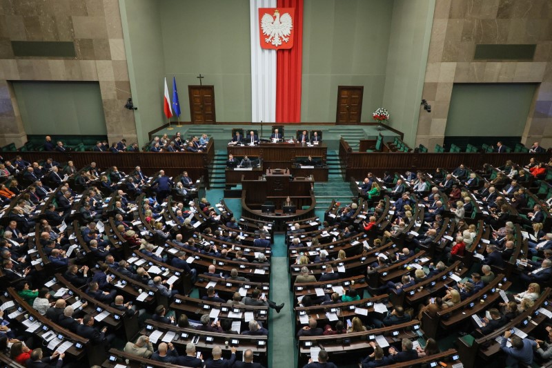 Sejm za senackimi poprawkami do ustawy o SAFE