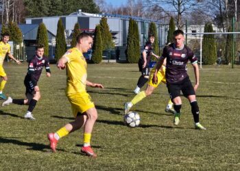 Świętokrzyskie derby w Połańcu. Czarni podejmują KSZO