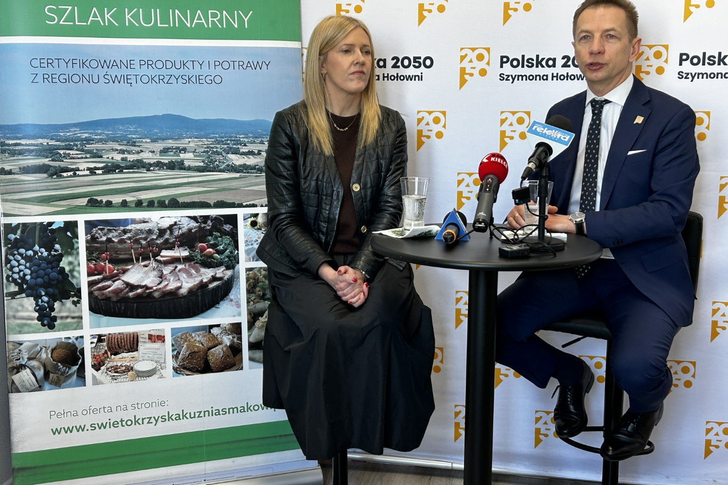 Świętokrzyskie regionem bogatym kulinarnie - Radio Kielce 16.02.2026. Kielce. Śniadanie prasowe posła Rafała Kasprzyka / Fot. Daniel Czwartosz - Radio Kielce
