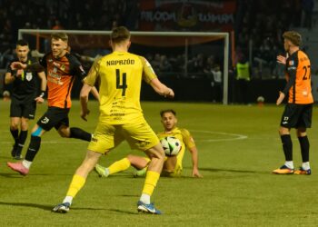07.03.2026. 21. kolejka Betclic 3. Ligi: KSZO 1929 Ostrowiec - Naprzód Jędrzejów / Fot. Kamil Król - Radio Kielce
