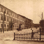 Kielce. Ulica Mickiewicza. Lata 1920-1929. Skrzyżowanie ulic Mickiewicza i Wesołej / źródło: fotopolska.eu; fot. J. Wołyński