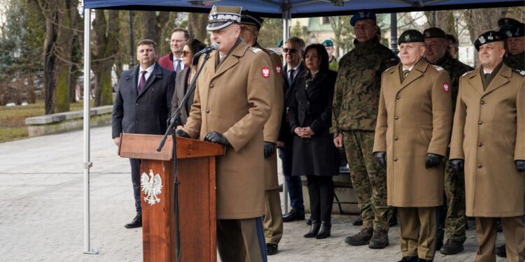 02.03.2026. Kielce. Uroczystość przekazania dowództwa 8. Dywizji Piechoty Armii Krajowej generałowi brygady Janowi Wojno / Fot. Urząd Miasta Kielce