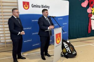 Dzieci z wiejskiej szkoły będą miały gdzie ćwiczyć - Radio Kielce 13.02.2026. Makoszyn. Oficjalne otwarcie salu gimnastycznej / Fot. Marcin Marszałek - Radio Kielce