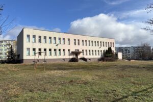 25.02.2026. Jędrzejów. Miejsce, w którym ma powstać dzienny dom opieki oraz przedszkole / Fot. Marcin Marszałek - Radio Kielce