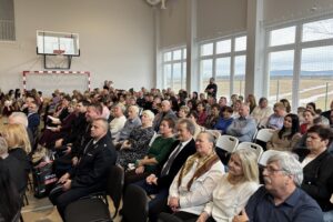 Dzieci z wiejskiej szkoły będą miały gdzie ćwiczyć - Radio Kielce 13.02.2026. Makoszyn. Oficjalne otwarcie salu gimnastycznej / Fot. Marcin Marszałek - Radio Kielce