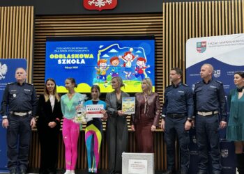 13.02.2026. Rozdanie nagród w konkursie „Odblaskowa szkoła” / Fot. Daniel Czwartosz - Radio Kielce