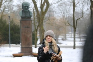 08.02.2026. Kielce. Spacer śladami Stefana Żeromskiego / Fot. Wiktor Taszłow - Radio Kielce