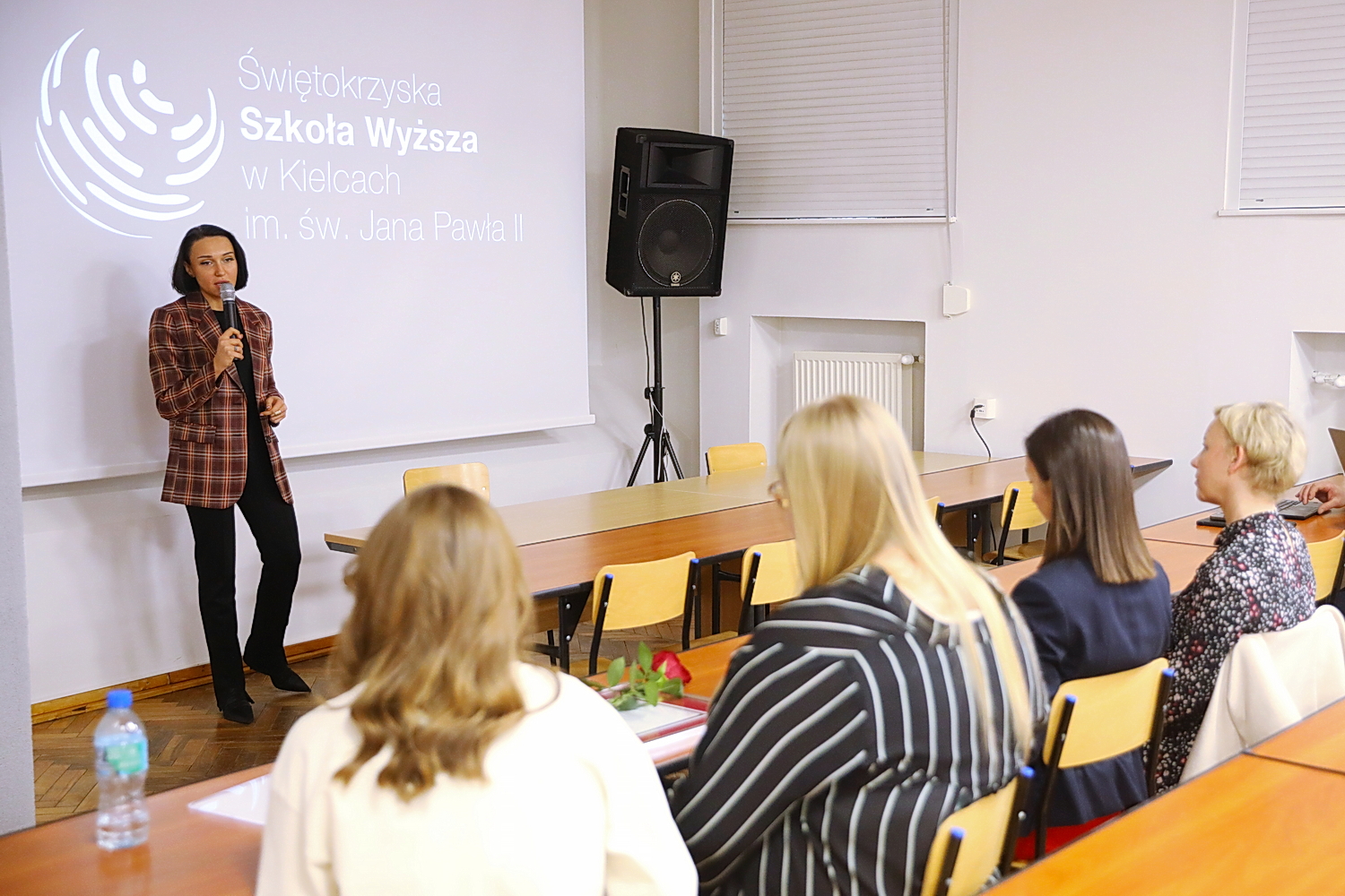 Coraz więcej problemów psychicznych wśród młodych