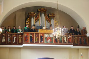 08.03.2026 Bieliny. Obchody 82. rocznicy zamordowania 20 mieszkańców przez hitlerowców / Fot. Wiktor Taszłow – Radio Kielce